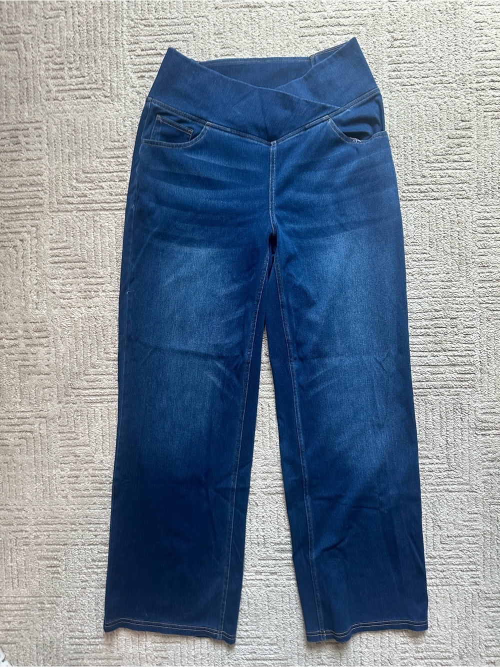 Halara Flex™ Crossover High Waisted Tummy Control Casual Straight Leg Jeans - Picture 10 of 16